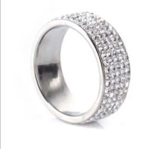✨ sellers pick ✨925 sterling silver diamond cut ring - Picture 4 of 4